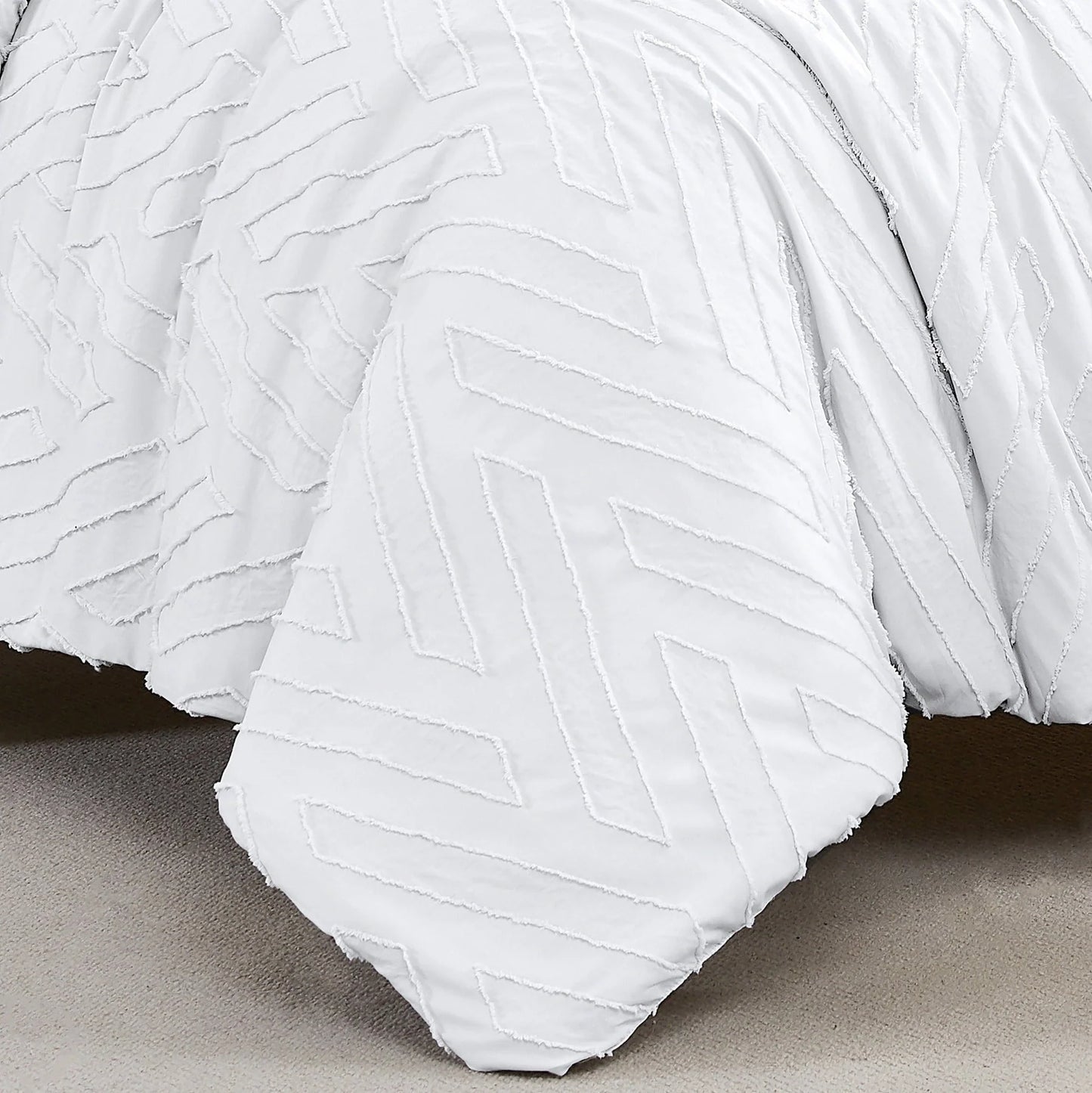 Chevron Pattern Comforter Set, White