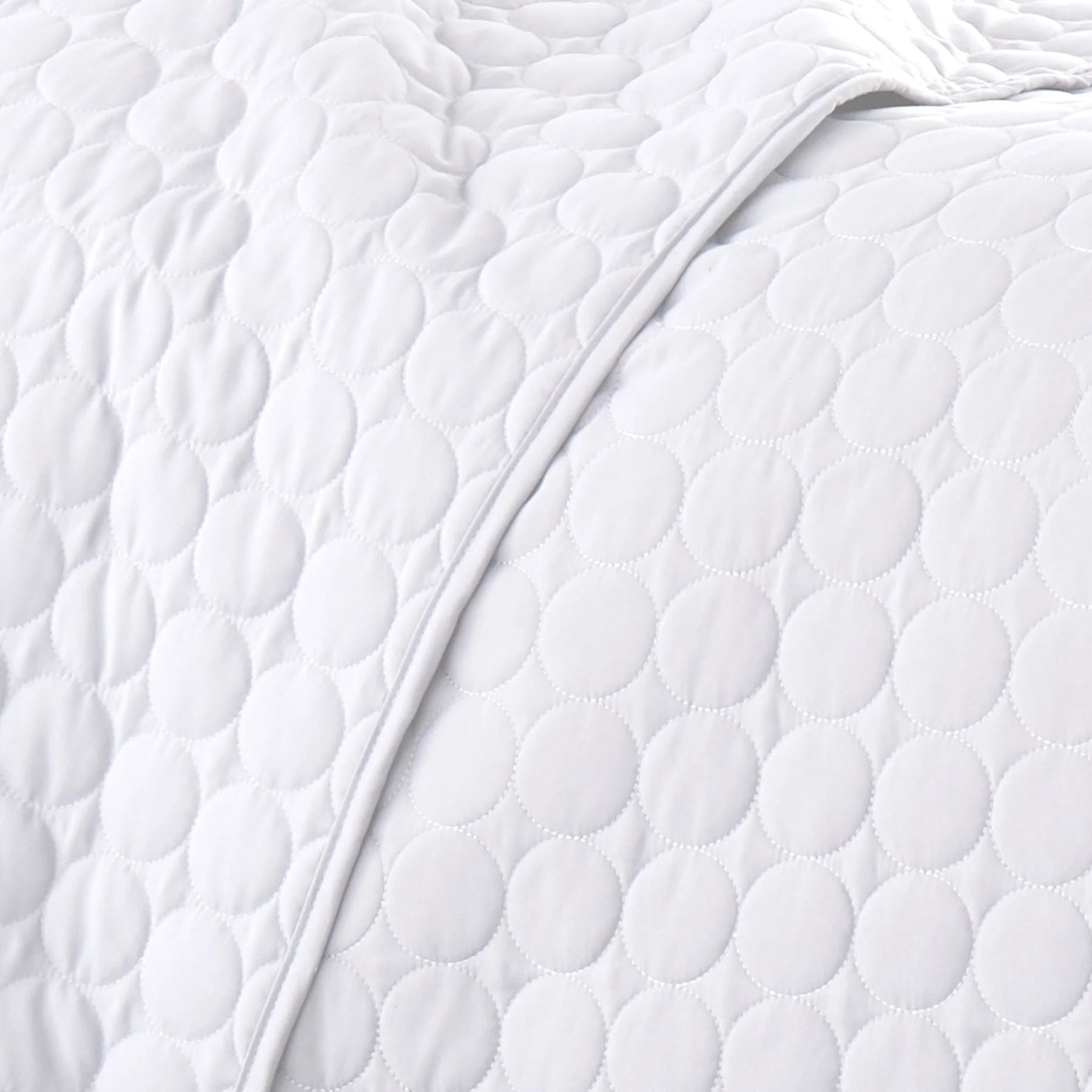 Circles Classic Quilt Set, Taupe