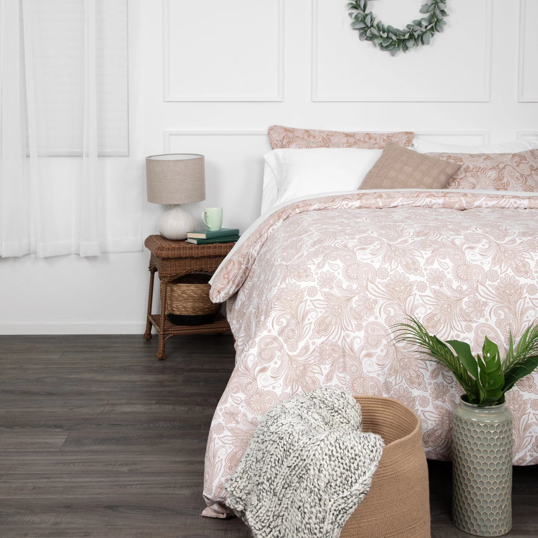 Paisly Garden Reversible Comforter Set, Taupe