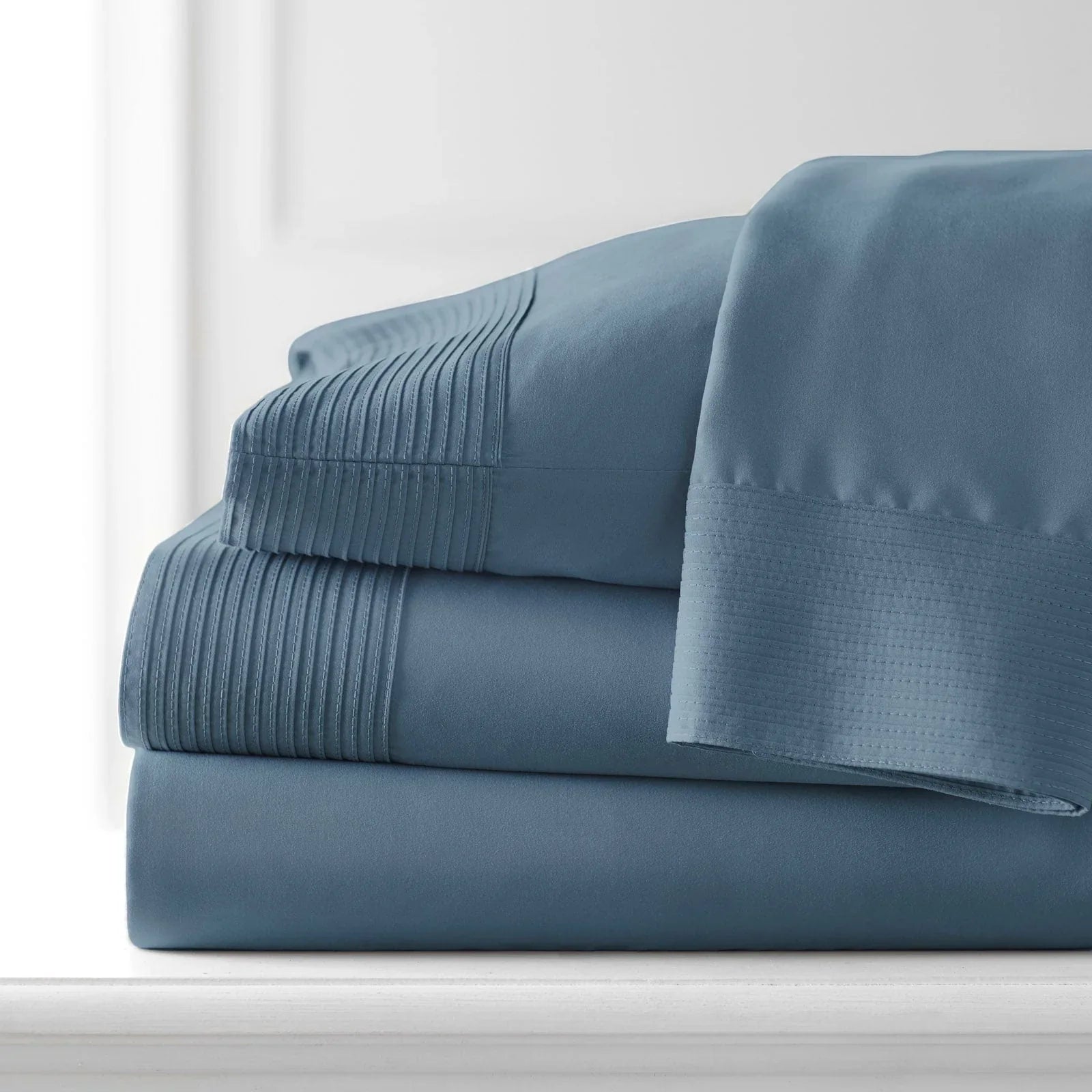 Pintuck Luxe Microfiber 4 Piece Sheet Set, Blue