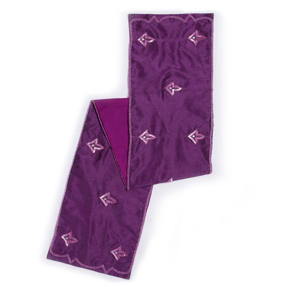 Romantic Table Runner, 90"